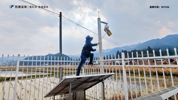 春壟之上，托普人用專業(yè)與溫度，喚醒每一臺(tái)“農(nóng)田衛(wèi)士”