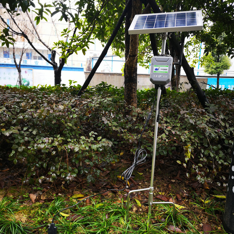 在線土壤水分溫度鹽分測定儀